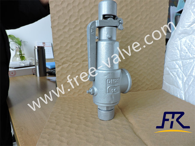 A28H spring full bore external thread type with lever safety valve