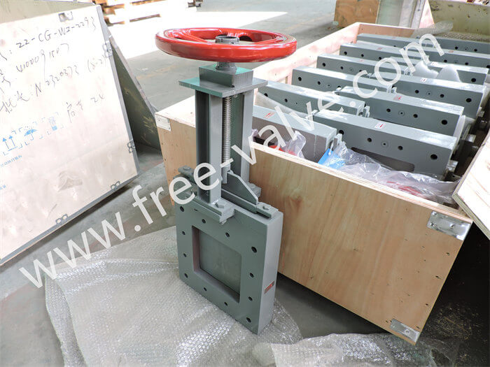 2PC body wafer type ductile iron square flange slide knife gate valve for fly ash