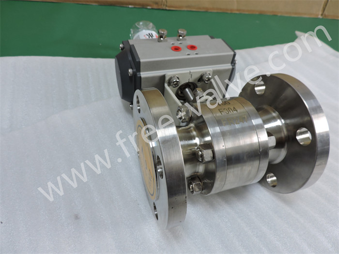 Pneumatic V type Adjusting Ceramic Lined Composite Ball Valves for paper pulp