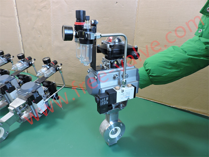 Pneumatic ceramic butterfly valves